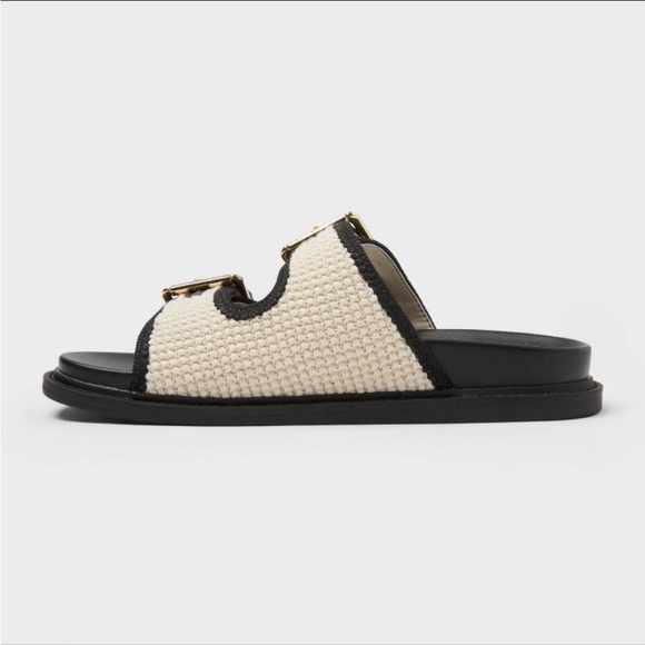 Universal Thread Footbed Sandals - Picture 8 of 9